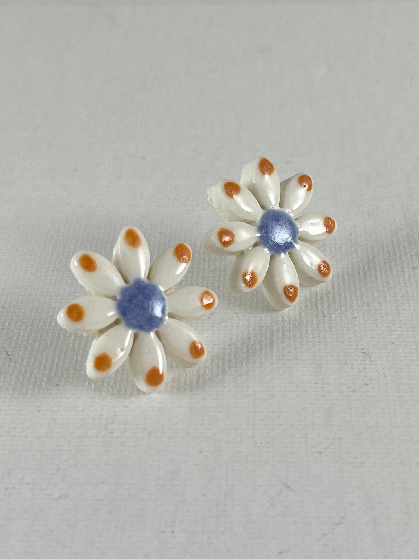 Porcelain earrings 103