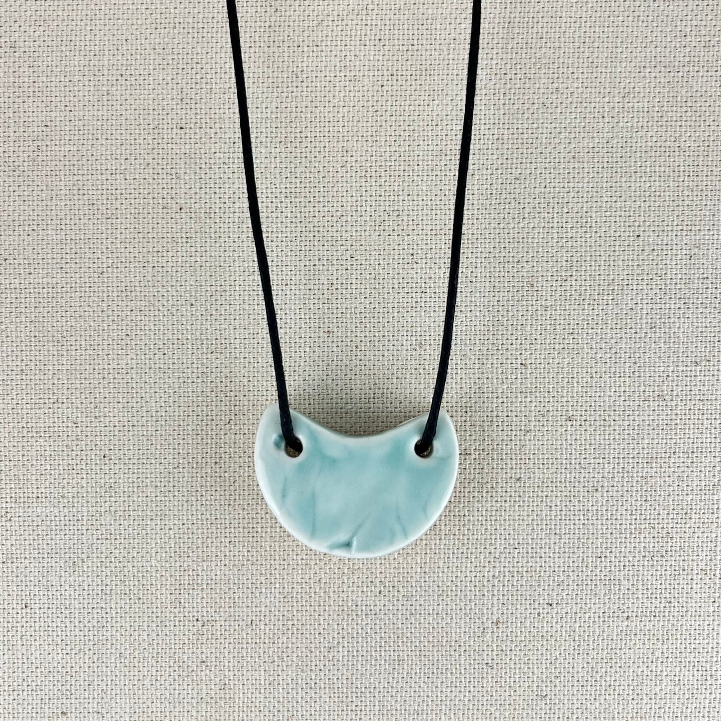 Porcelain necklace 033