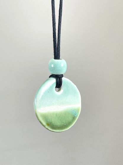 Porcelain necklace 017