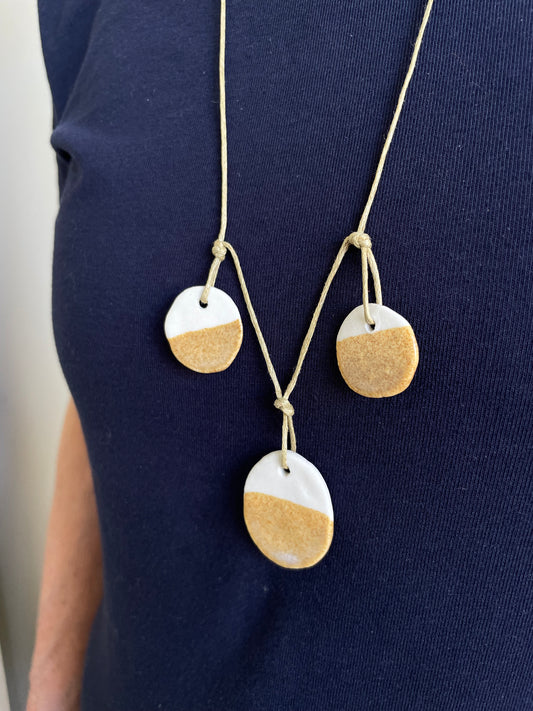 Sample necklace 009