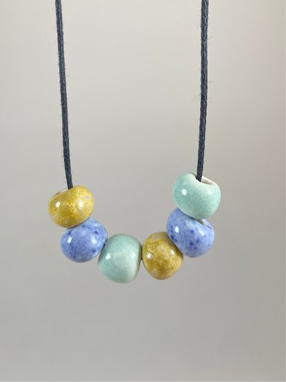 Porcelain necklace 020