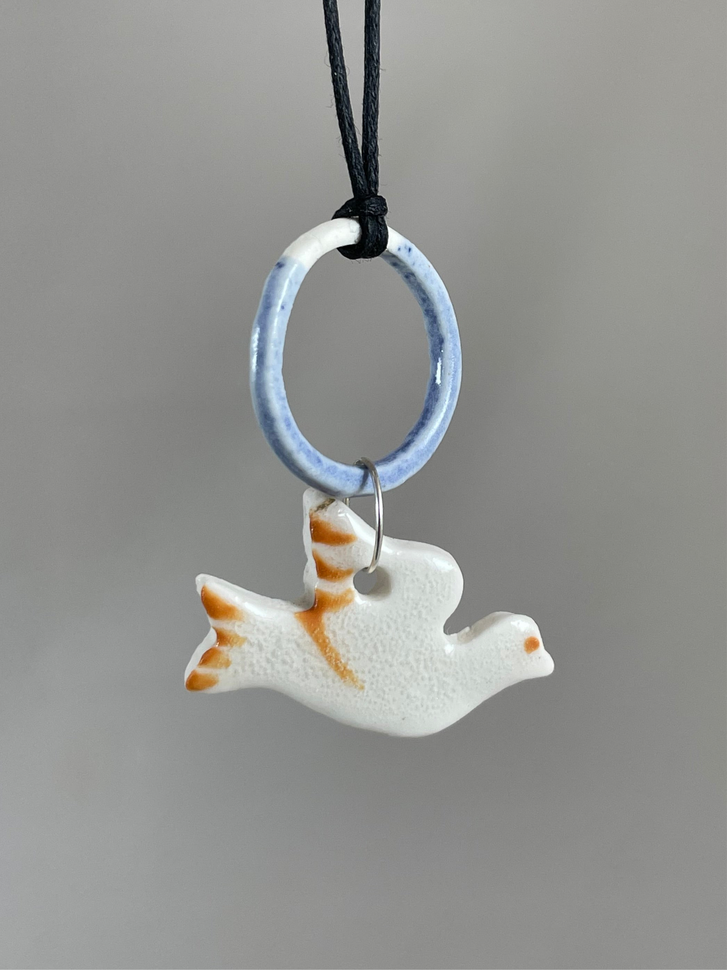 Porcelain necklace 003