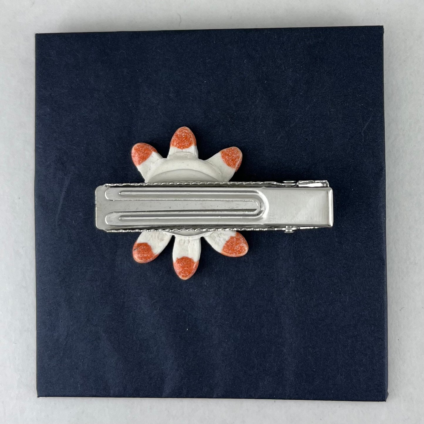 Porcelain hair clip 004