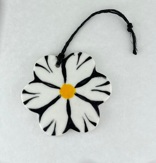 Porcelain decoration 004 - large