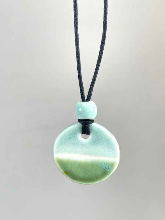 Porcelain necklace 017