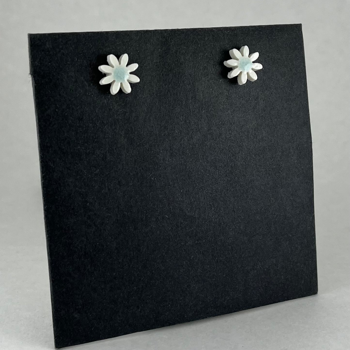 Porcelain earrings 118 - daisies