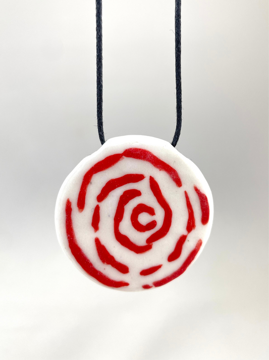 Porcelain necklace 014
