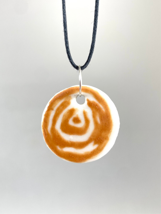 Porcelain necklace 011