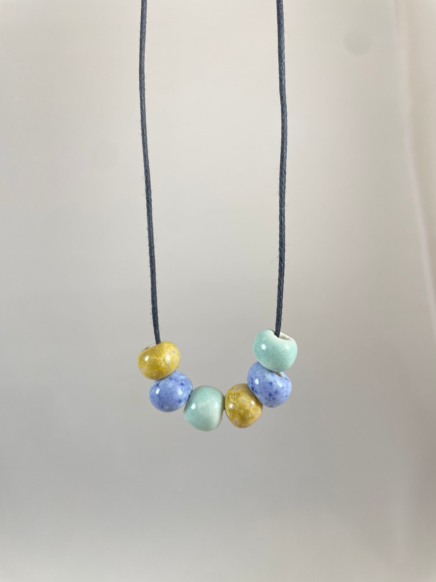 Porcelain necklace 020