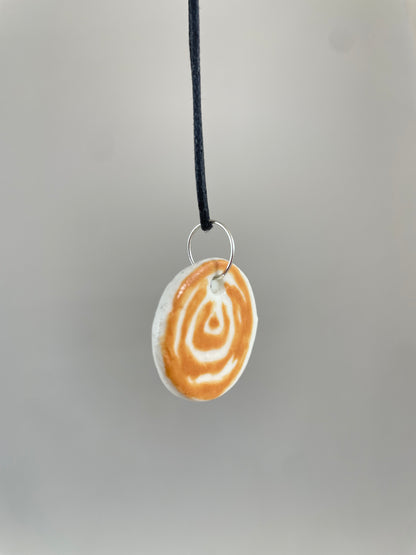 Porcelain necklace 011