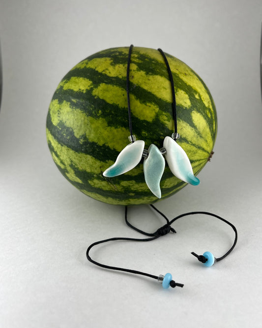 Porcelain necklace 043